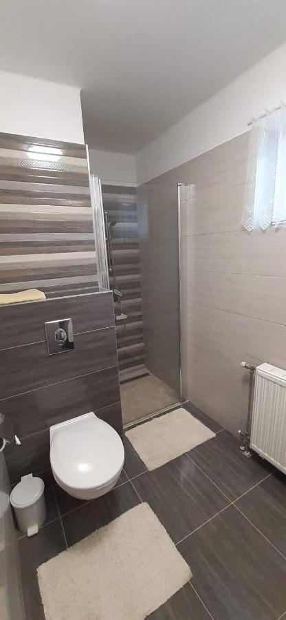 Hajnalka Vendeghaz Hotell Bük Exteriör bild