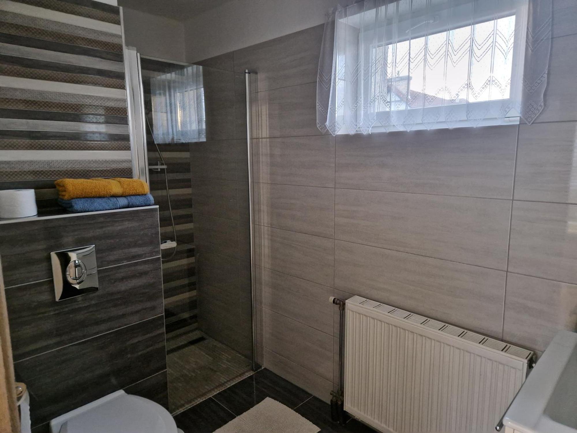 Hajnalka Vendeghaz Hotell Bük Exteriör bild
