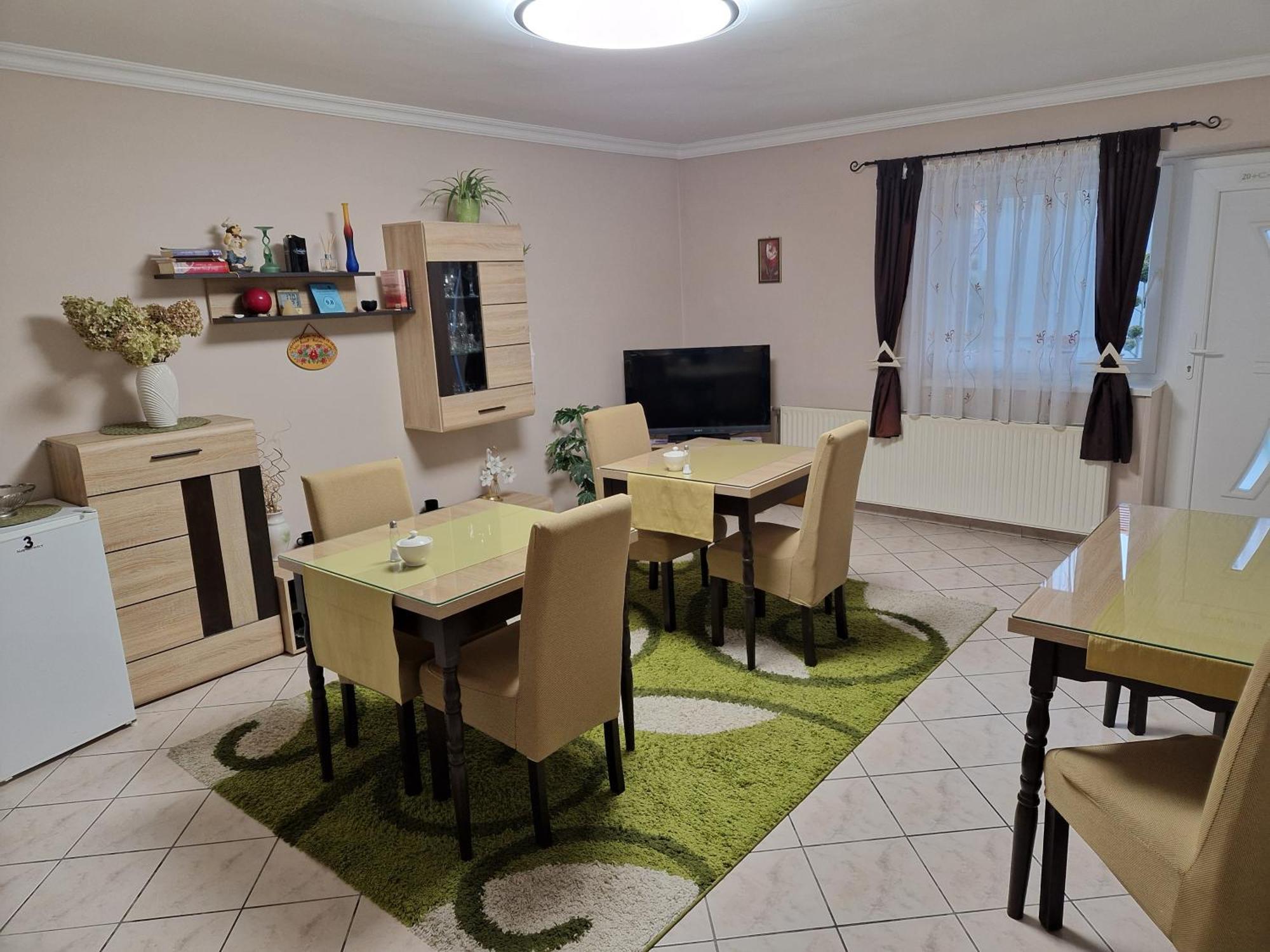 Hajnalka Vendeghaz Hotell Bük Exteriör bild
