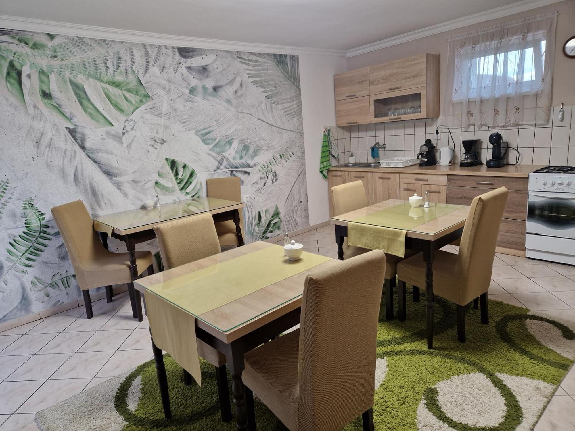 Hajnalka Vendeghaz Hotell Bük Exteriör bild