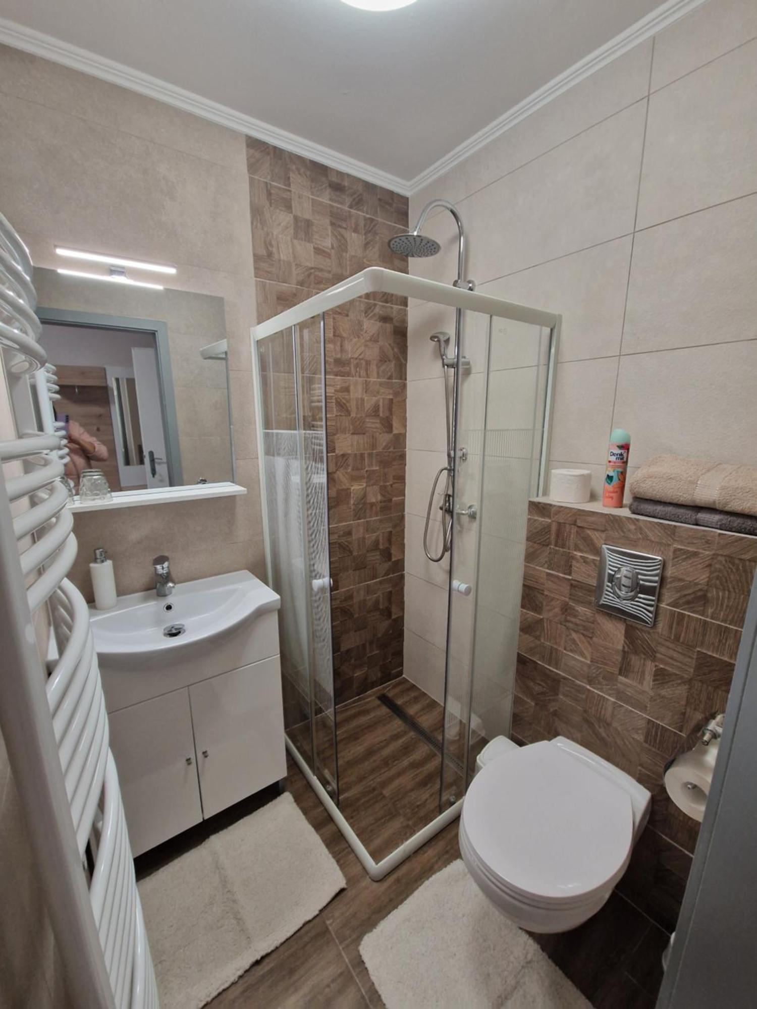 Hajnalka Vendeghaz Hotell Bük Exteriör bild